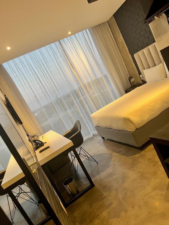 The Urban Hotel Lusaka Exterior photo